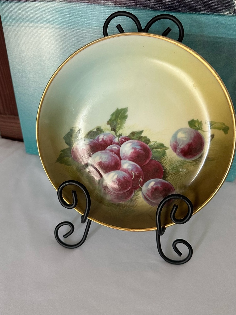 vintage decorative plate.